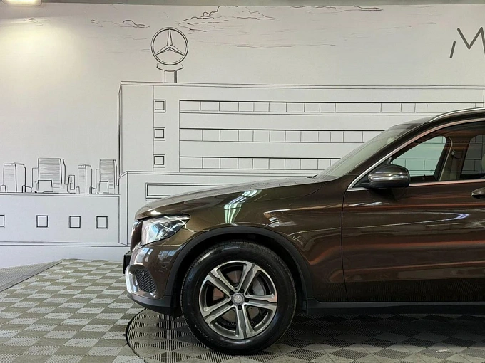 Mercedes-Benz GLC 2016 250 2.0 AT 4Matic (211 л.с.) фото 18