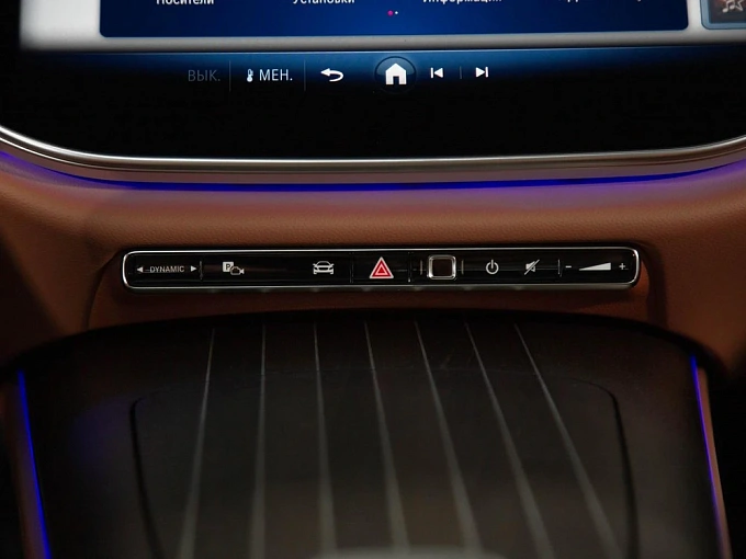 Mercedes-Benz E-Класс Белый Non metallic фото 31