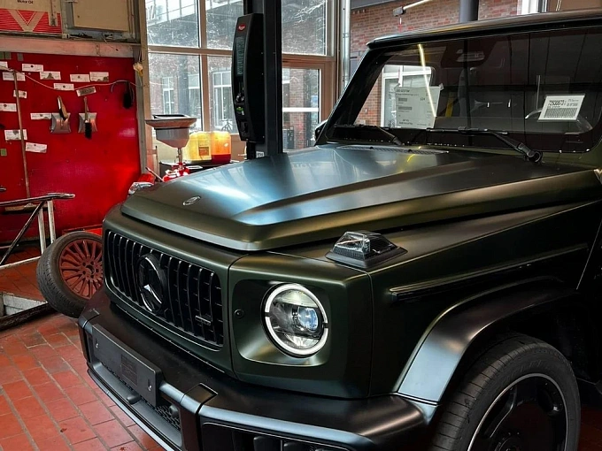 Mercedes-Benz G-Класс AMG Зеленый Non metallic фото 2