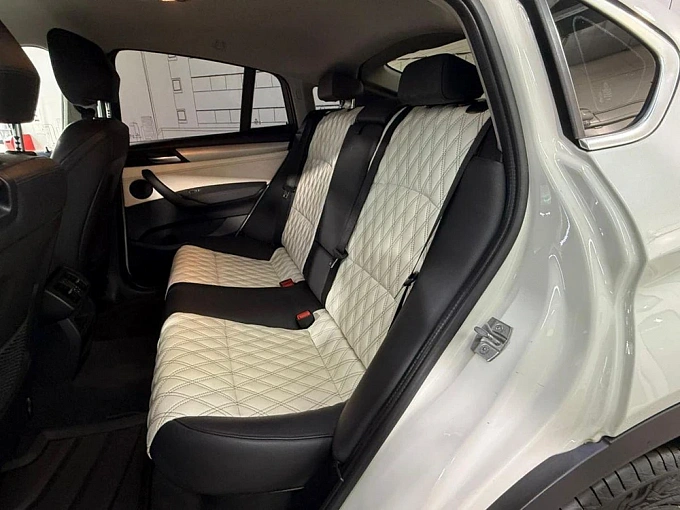 BMW X4 2015 2.0d AT 4WD (190 л.с.) фото 14