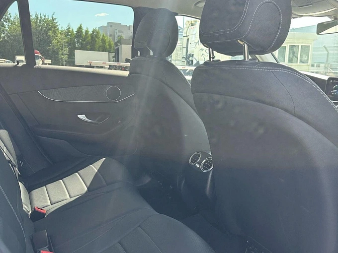 Mercedes-Benz GLC 2019 200 2.0 AT 4Matic (197 л.с.) фото 21