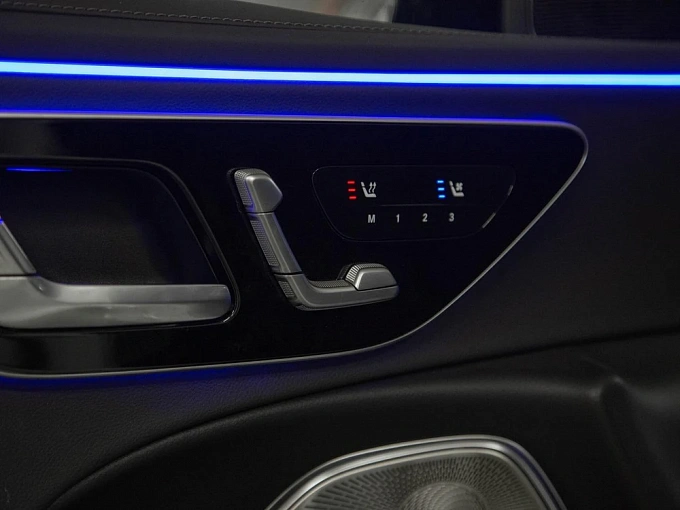 Mercedes-Benz E-Класс Белый Non metallic фото 9