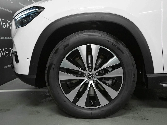 Mercedes-Benz GLE Белый Non metallic фото 13