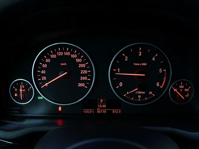 BMW X4 2018 2.0d AT 4WD (190 л.с.) фото 23