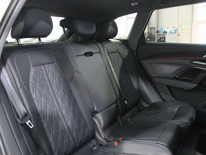 Audi Q5 2026 2.0 AMT 4WD (204 л.с.) фото 17