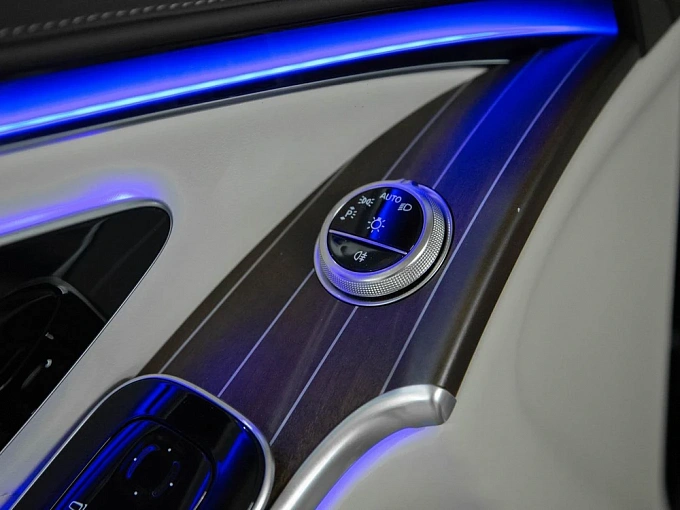 Mercedes-Benz Maybach S-Класс Черный Non metallic фото 21