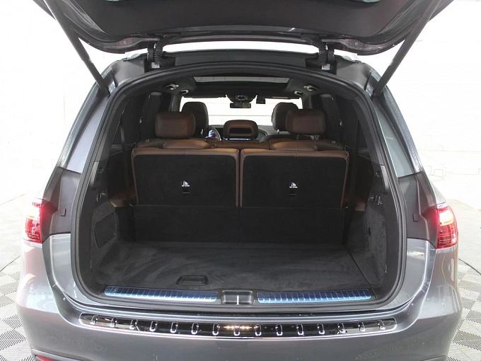 Mercedes-Benz GLS Серый Non metallic фото 20