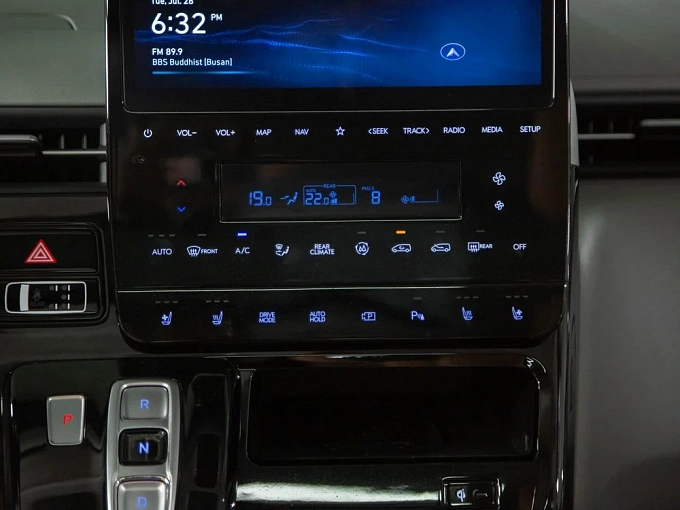 Hyundai Staria Черный Non metallic фото 26