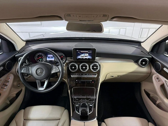 Mercedes-Benz GLC 2016 250 2.0 AT 4Matic (211 л.с.) фото 9