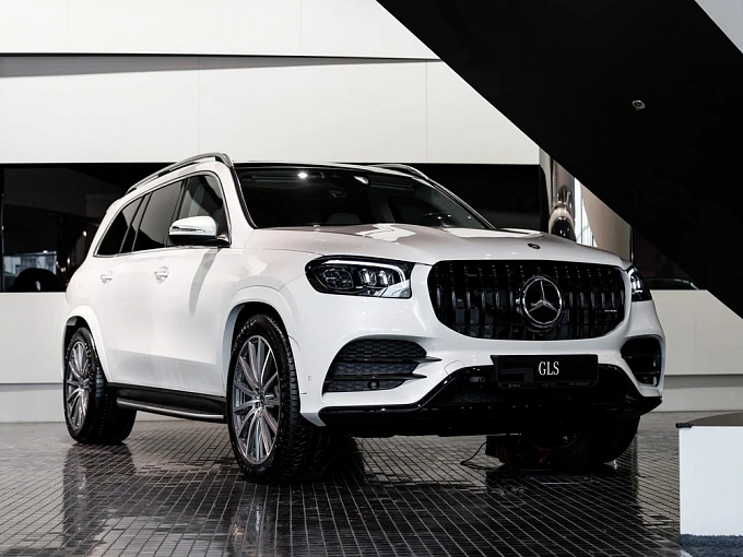 Mercedes-Benz GLS Белый Non metallic фото 2