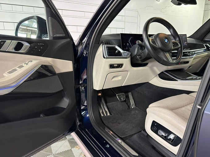 BMW X7 2022 3.0d AT 4WD (340 л.с.) фото 23