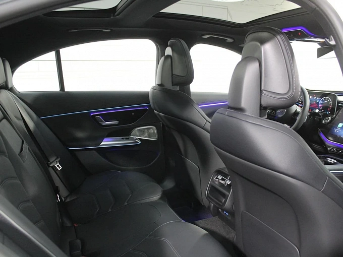 Mercedes-Benz E-Класс Серый Non metallic фото 16