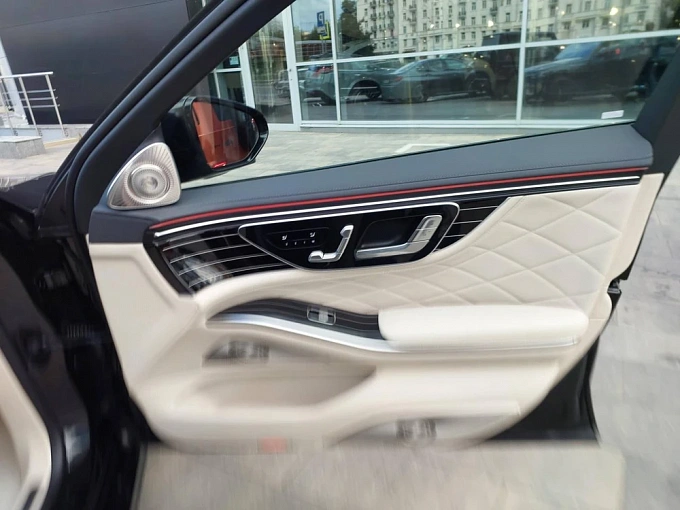 Mercedes-Benz S-Класс Черный Non metallic фото 16