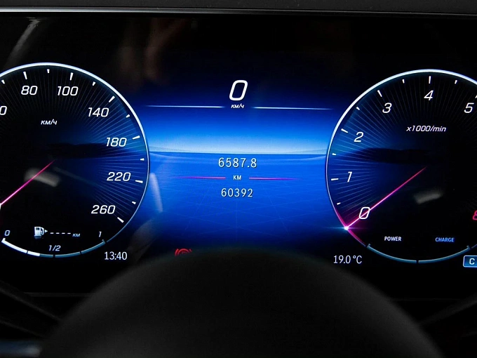 Mercedes-Benz GLC 2023 2.0 AT 4Matic (258 л.с.) фото 10