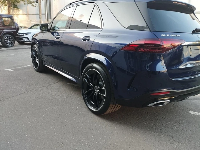 Mercedes-Benz GLE Синий Non metallic фото 4