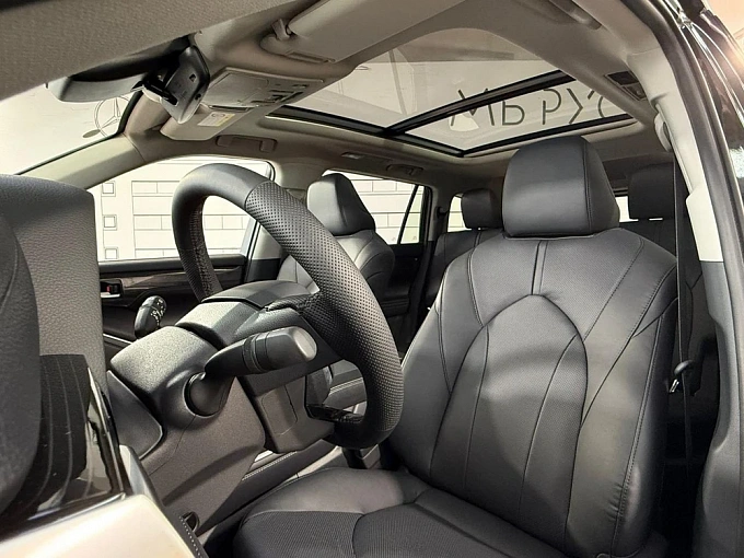 Toyota Highlander Черный Non metallic фото 12