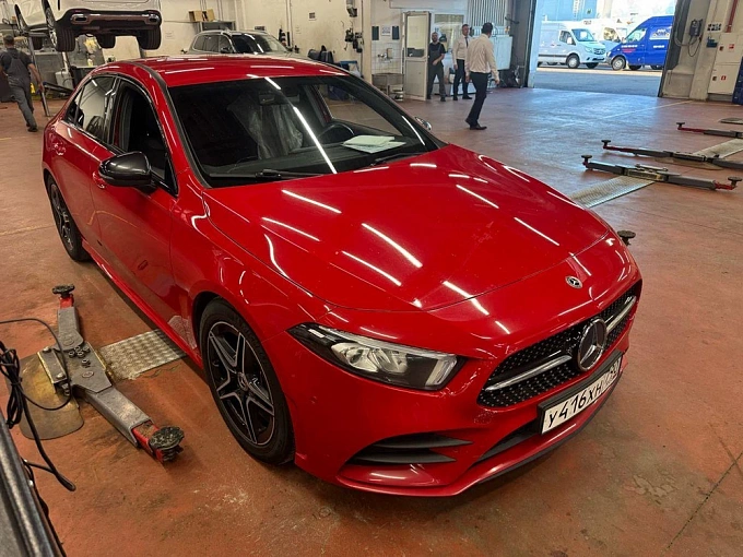 Mercedes-Benz A-Класс 2019 200 1.3 AMT (150 л.с.) фото 2