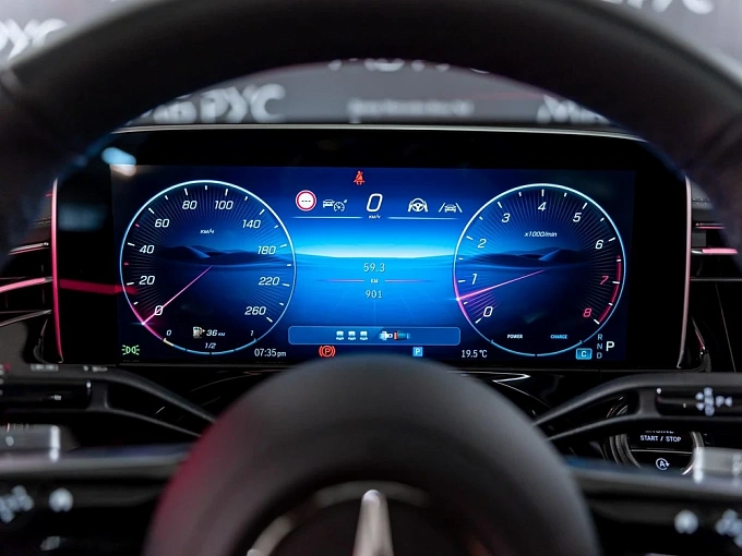 Mercedes-Benz E-Класс Зеленый Non metallic фото 16