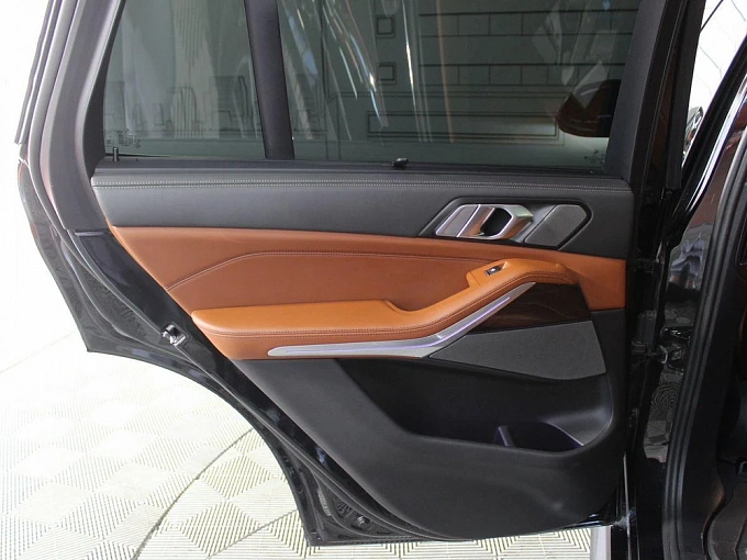 BMW X5 2023 3.0d AT 4WD (286 л.с.) фото 28