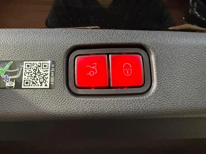 Mercedes-Benz E-Класс Черный Non metallic фото 10