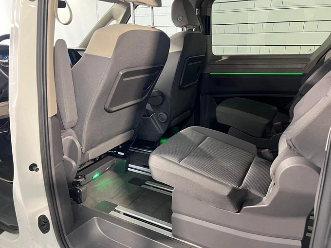Volkswagen Multivan 2022 2.0 AMT (204 л.с.) фото 14