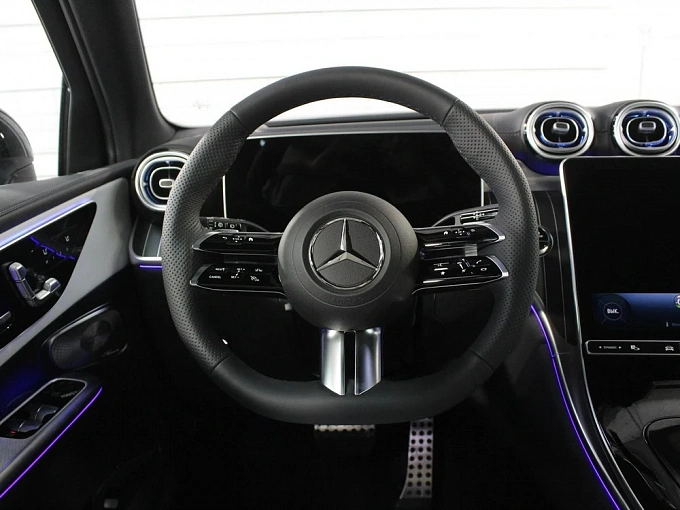 Mercedes-Benz GLC Черный Non metallic фото 22