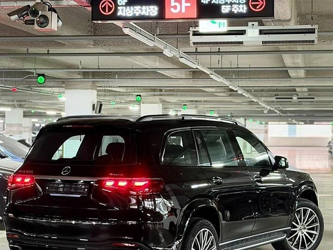 Mercedes-Benz GLS Черный Non metallic фото 2