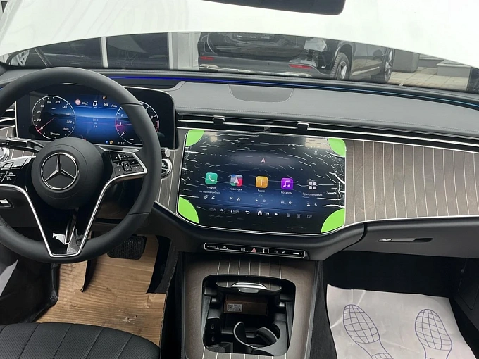 Mercedes-Benz E-Класс Белый Non metallic фото 11