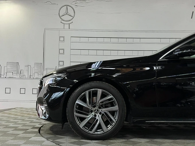 Mercedes-Benz E-Класс Черный Non metallic фото 17