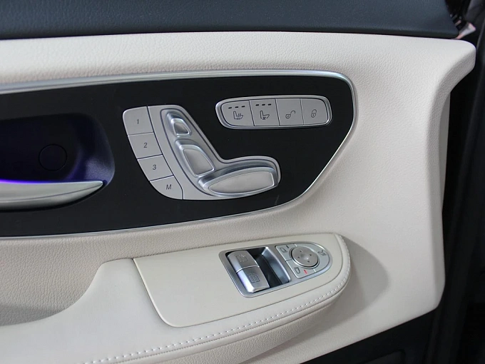 Mercedes-Benz V-Класс Черный Non metallic фото 15