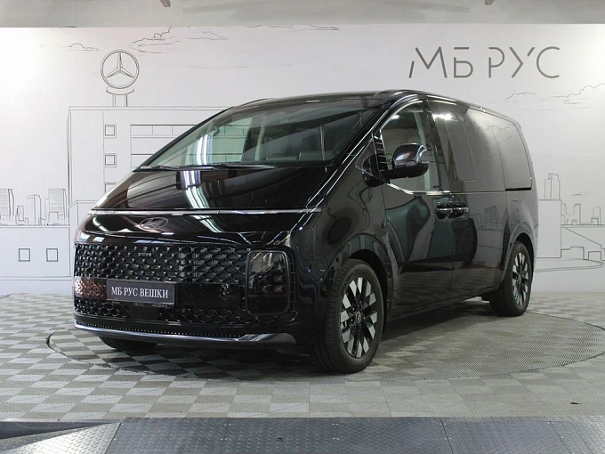Hyundai Staria 2025 2.2d AT 4WD (177 л.с.) фото 1