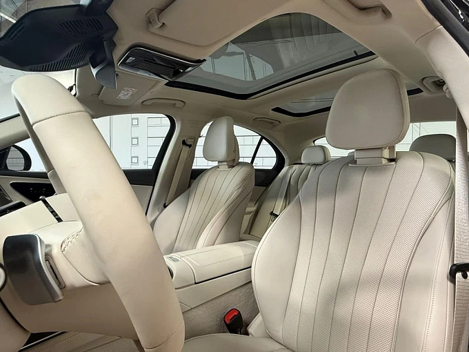 Mercedes-Benz E-Класс Черный Non metallic фото 15