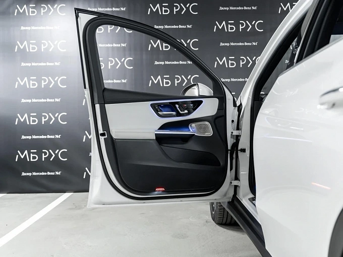 Mercedes-Benz GLC Белый Non metallic фото 13