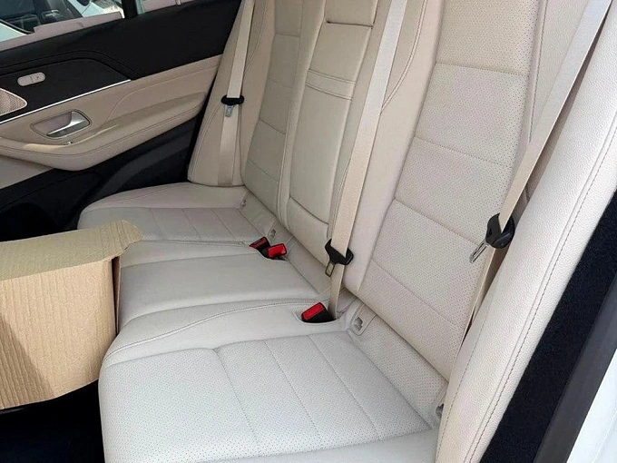 Mercedes-Benz GLE Белый Non metallic фото 3