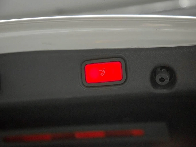 Mercedes-Benz E-Класс 2017 200 2.0 AT 4Matic (184 л.с.) фото 26