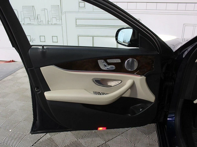 Mercedes-Benz E-Класс 2017 400 3.0 AT 4Matic (333 л.с.) фото 19