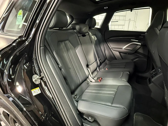 Audi Q5 Черный Non metallic фото 17