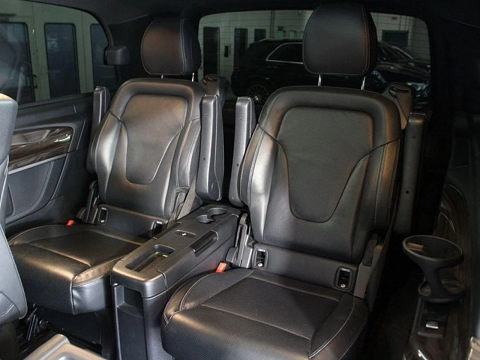 Mercedes-Benz V-Класс 2022 2.0d AT 4Matic Long (237 л.с.) фото 17