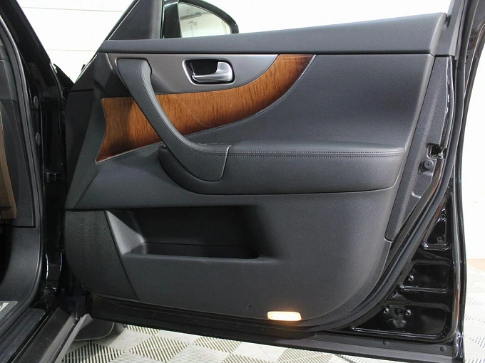 Infiniti QX70 2016 3.7 AT 4WD (333 л.с.) фото 30
