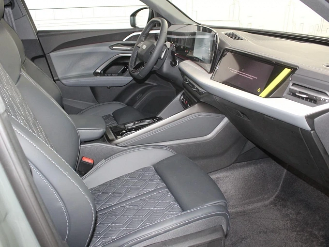 Audi Q5 Зеленый Non metallic фото 11