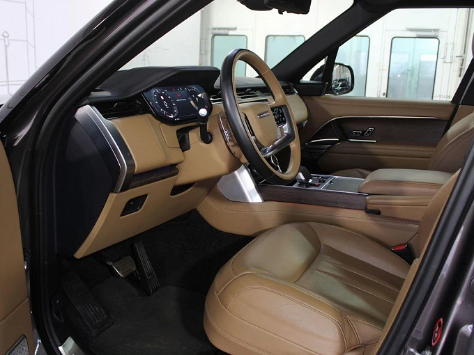 Land Rover Range Rover 2022 3.0d AT 4WD (350 л.с.) фото 9