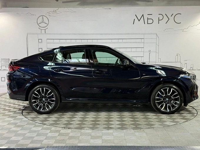 BMW X6 2024 3.0 AT 4WD (381 л.с.) фото 7