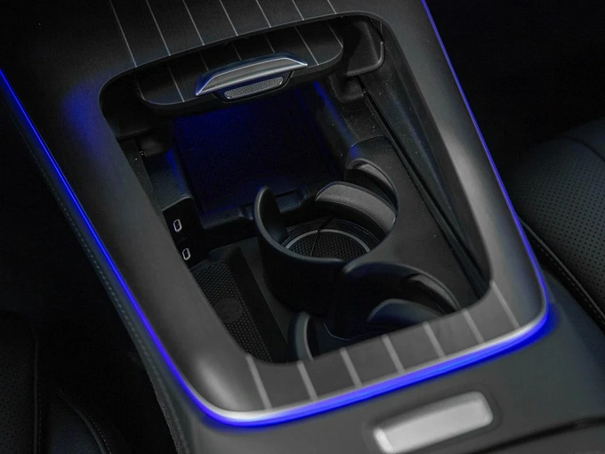 Mercedes-Benz E-Класс Белый Non metallic фото 33
