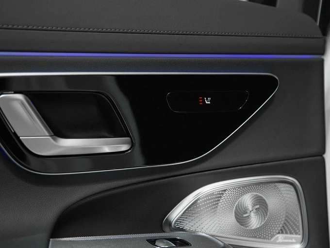Mercedes-Benz E-Класс Белый Non metallic фото 36
