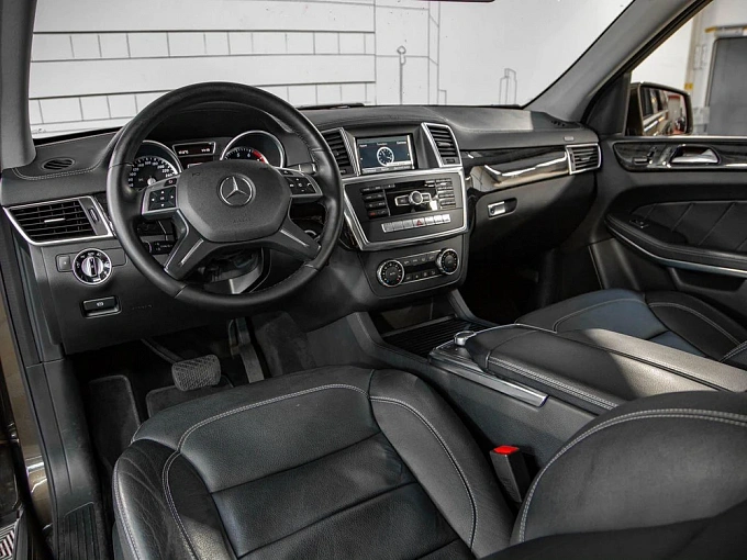 Mercedes-Benz GL 2014 400 3.0 AT 4Matic (333 л.с.) фото 10