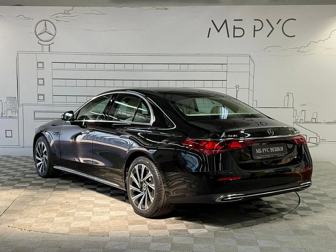 Mercedes-Benz E-Класс Черный Non metallic фото 4