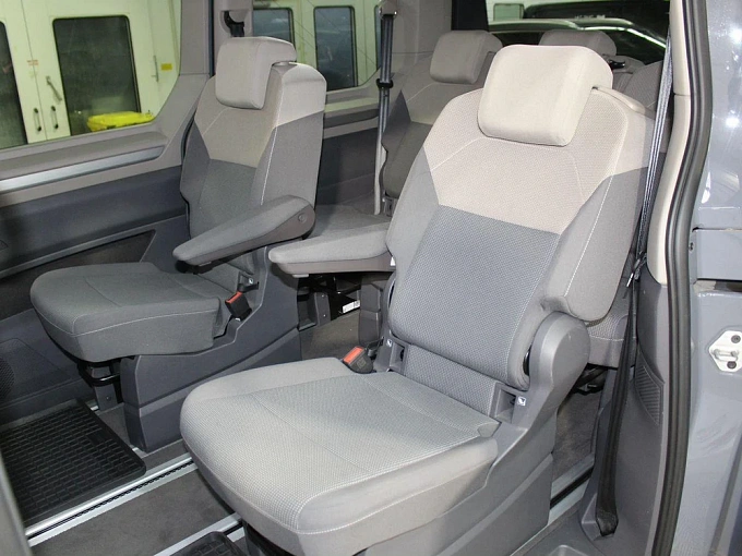 Volkswagen Multivan 2022 2.0d AMT (150 л.с.) фото 10
