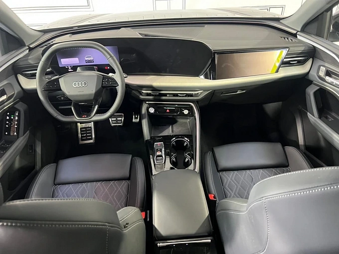 Audi Q5 Черный Non metallic фото 9