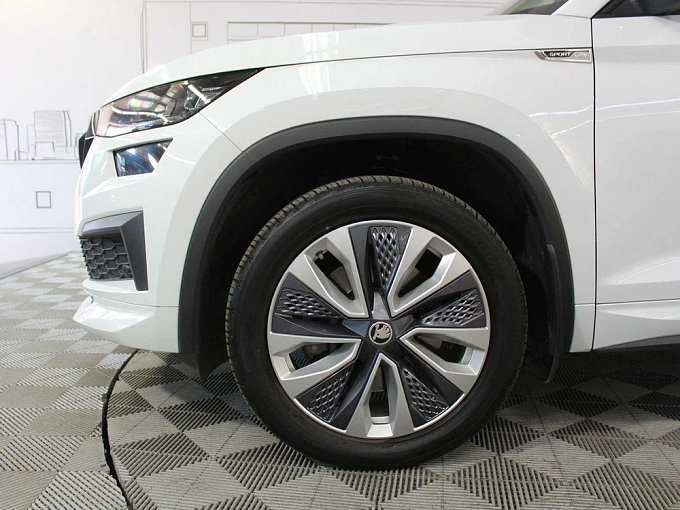 Skoda Kodiaq 2024 2.0 AMT 4WD (180 л.с.) фото 18