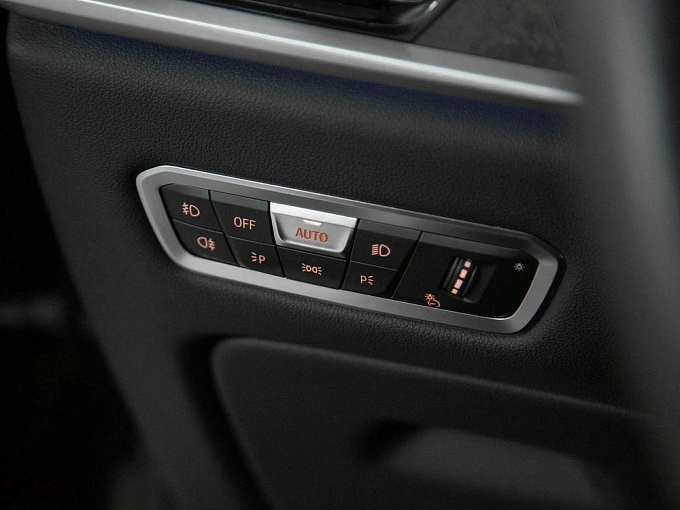 BMW X7 2019 3.0 AT 4WD (340 л.с.) фото 18